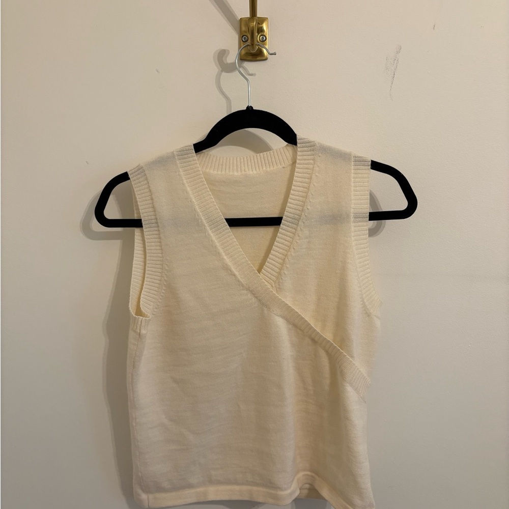 Elegant Cream Sleeveless Top